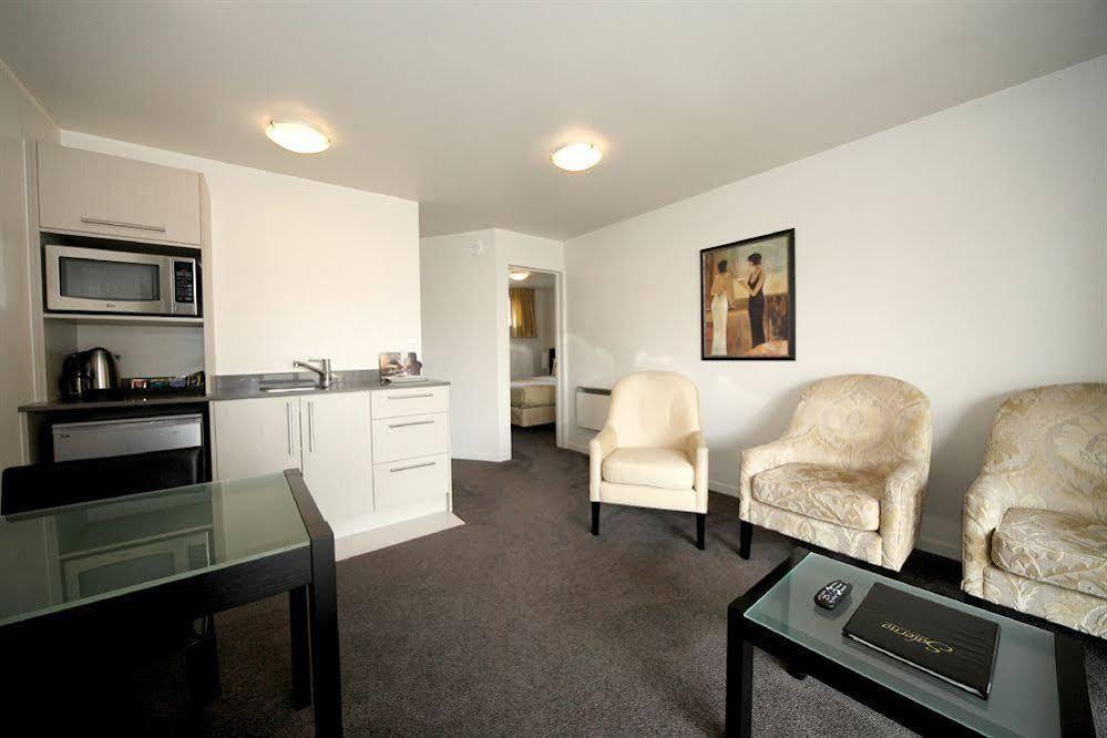 موتيل كريستتشيرش ساليرنو موتيل أبارتمنتس المظهر الخارجي الصورة A typical one-bedroom apartment