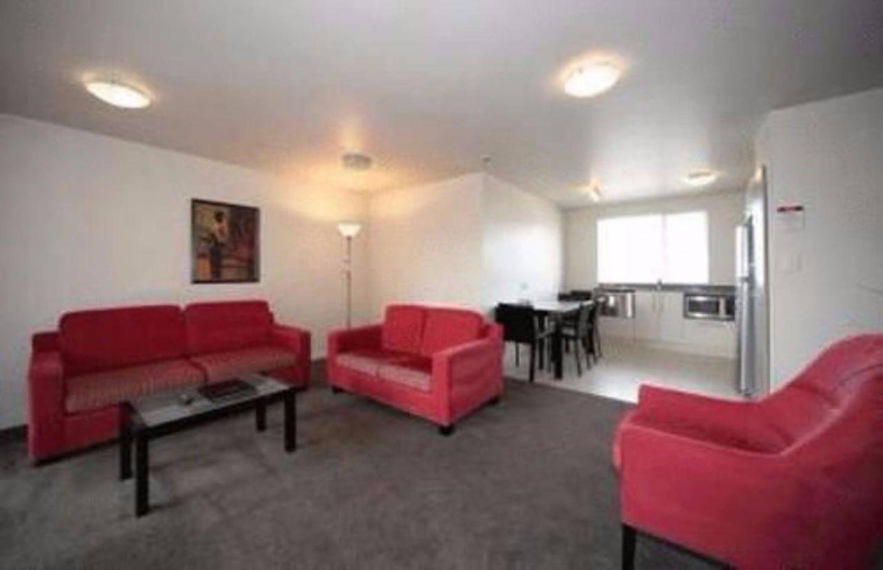 موتيل كريستتشيرش ساليرنو موتيل أبارتمنتس المظهر الخارجي الصورة A typical apartment at the University of Canterbury