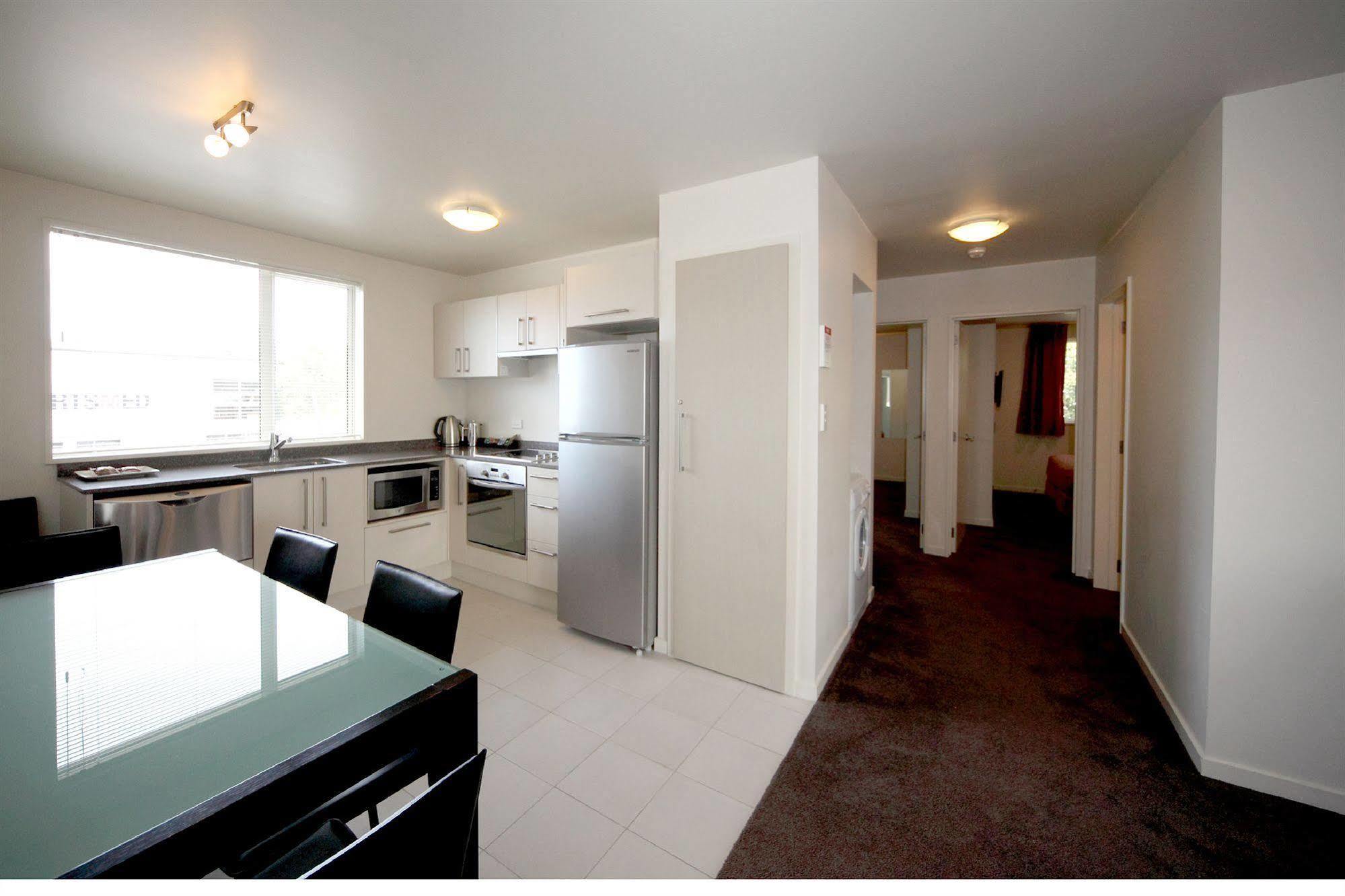 موتيل كريستتشيرش ساليرنو موتيل أبارتمنتس المظهر الخارجي الصورة A typical apartment at the University of Canterbury